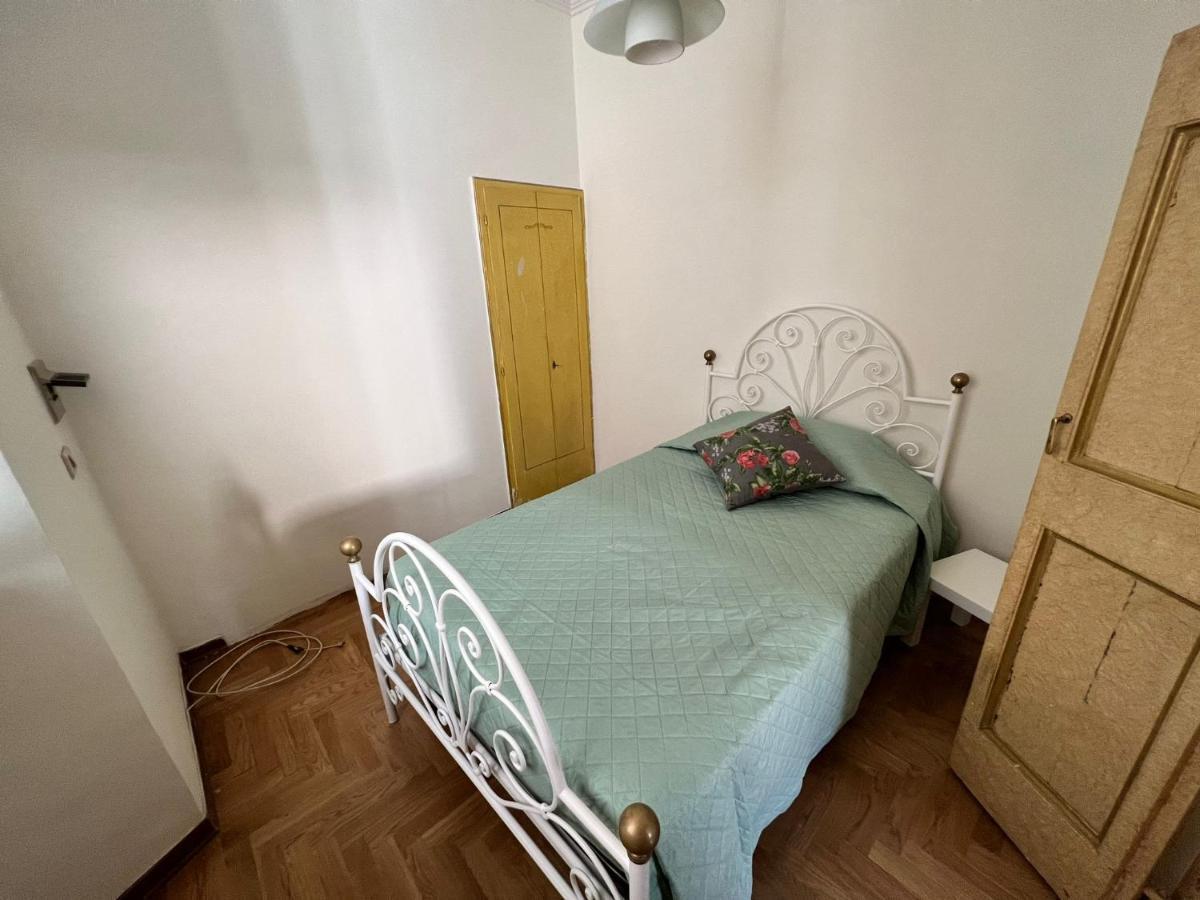 Vicoli E Arte Spoleto Apartamento Exterior foto
